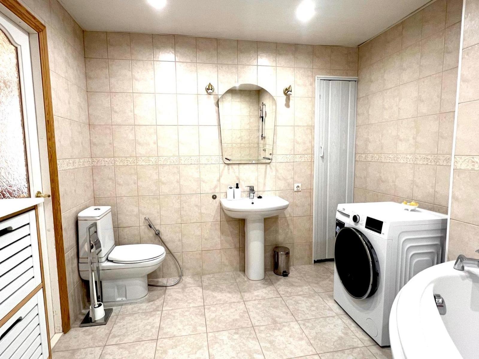 For 4 People In Center * Tallinn